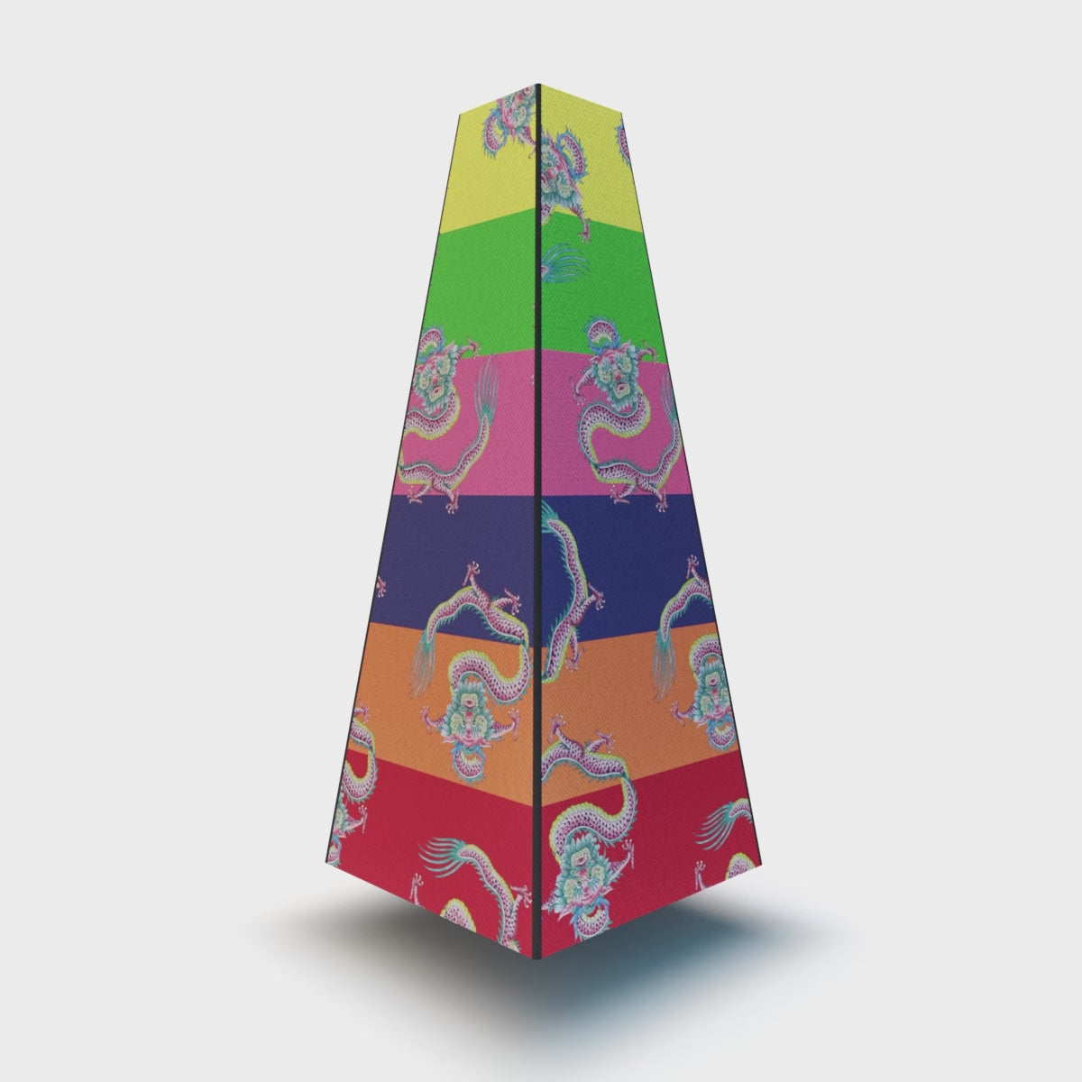 XOUNTS 360-Grad Stereo Soundsystem mit Style Cover Dragon Stripe by Anni Carlsson – farbenfroher Design Lautsprecher mit buntem Streifenmuster und asiatischem Drachenmotiv für ein lebendiges, stilvolles Wohnambiente