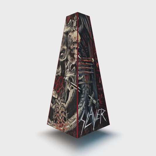 XOUNTS Soundsystem mit Slayer 'Hell' Style Cover – düsteres Metal-Design mit Totenkopf und Knochen-Illustration, inspiriert vom ikonischen Slayer-Artwork.