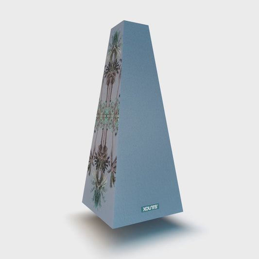 XOUNTS 360-Grad Stereo Soundsystem mit Style Cover Palm Springs – stilvoller Design Lautsprecher mit blauem Stoff und Palmen-Motiv für entspannte Beach-Vibes und sommerliche Wohnzimmer-Atmosphäre