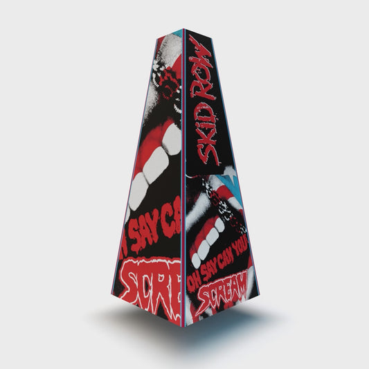XOUNTS Soundsystem mit Skid Row „Scream“ Style Cover – auffälliges Punkrock-Design mit roten Schriftzügen, amerikanischem Farbschema und schreiendem Mund.