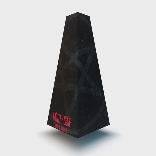 XOUNTS Soundsystem mit Mötley Crüe „Shout at the Devil“ Style Cover – minimalistisches, schwarzes Design mit Pentagramm-Symbolik und kultigem Albumtitel in Rot.