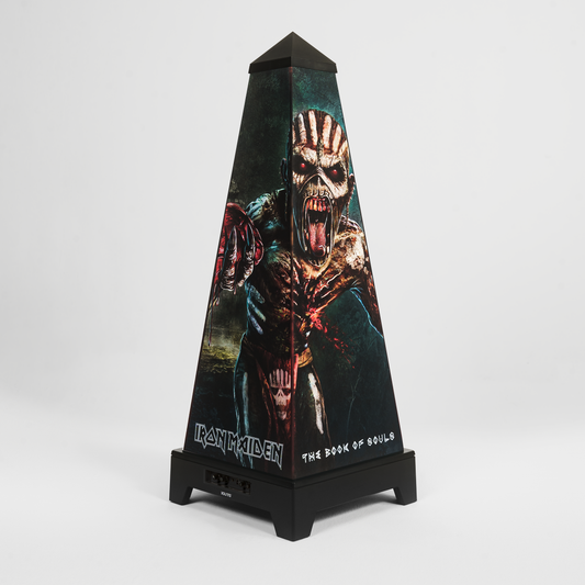 XOUNTS Soundsystem in Schwarz mit dem exklusiven Iron Maiden Soul Reaper Style Cover.