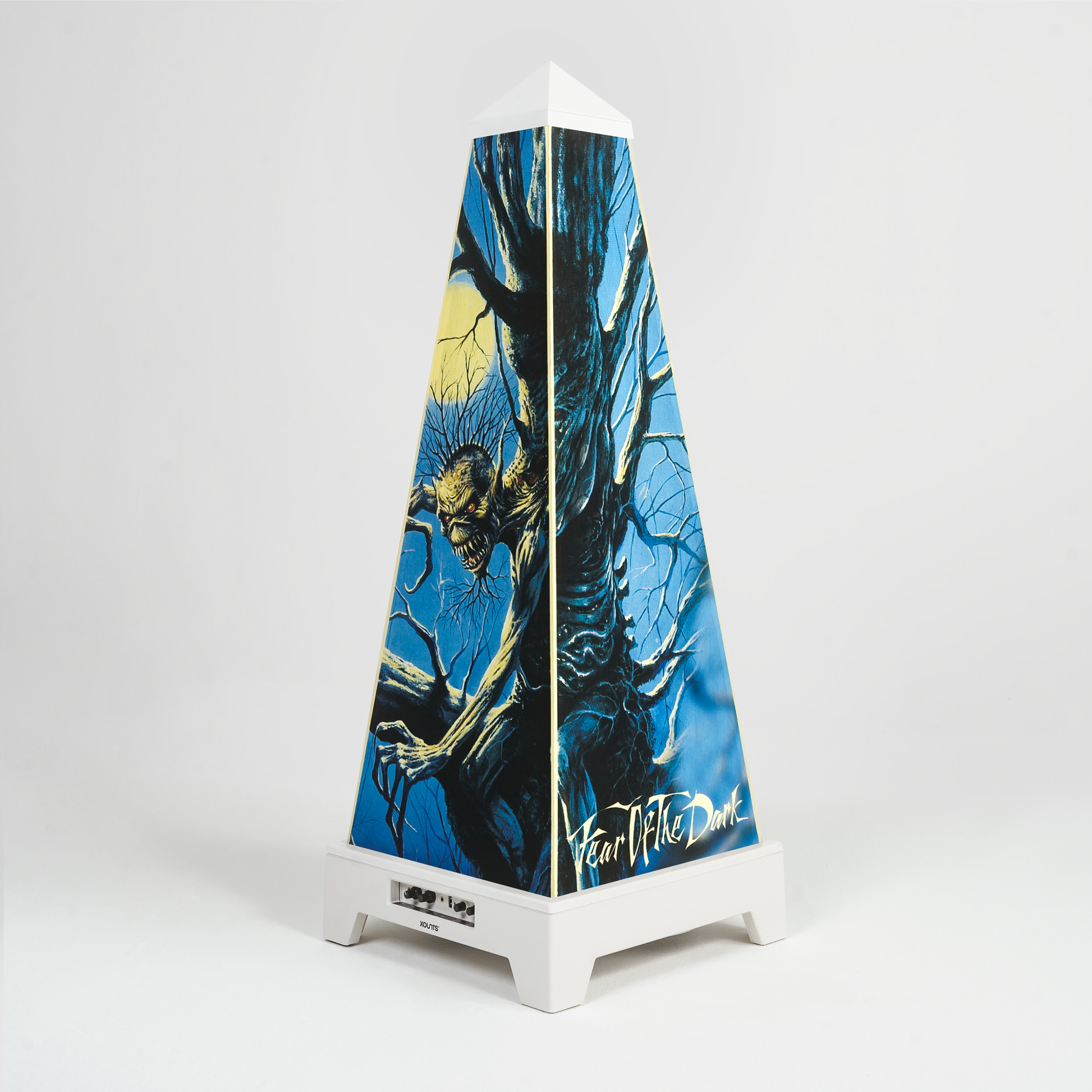 XOUNTS Soundsystem weiß mit Iron Maiden Fear Style Cover