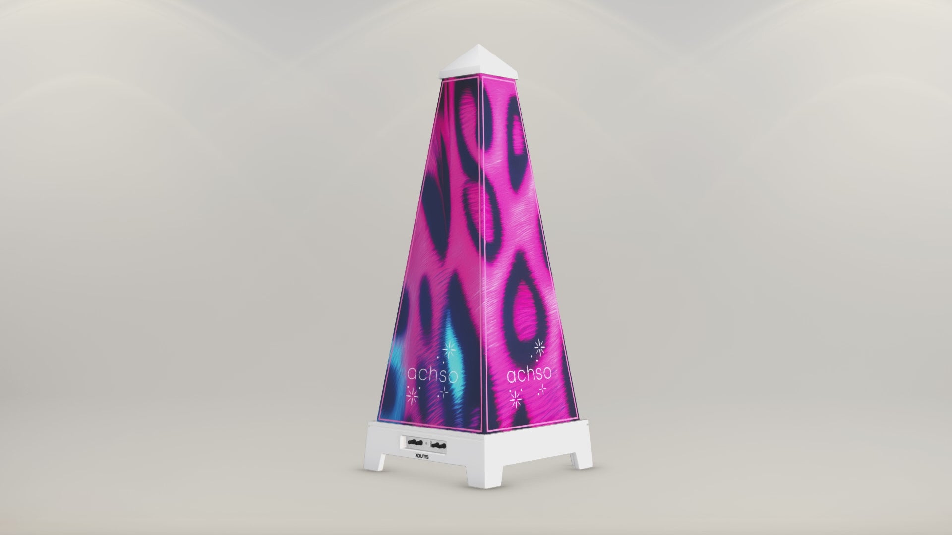 360-Grad-Video des XOUNTS Soundsystems in weiß mit dem exklusiven Millionaires Reality Style Cover  Achso – rotierende Produktansicht mit stylischem Design und hochwertigem Klang.