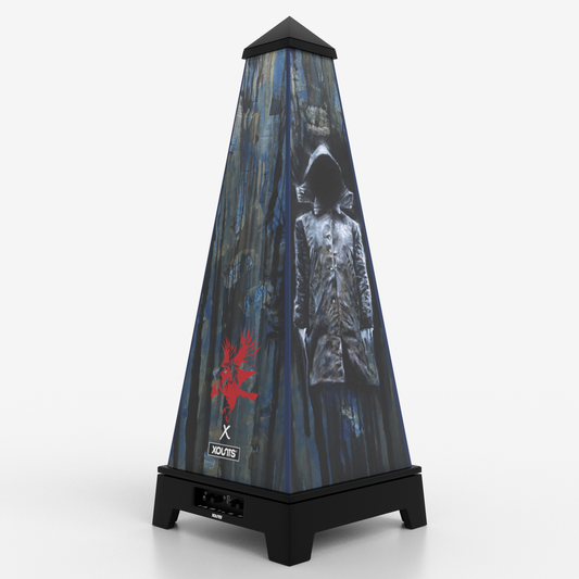 XOUNTS Style Cover „Silent Watcher“ – Rob Prior Edition auf schwarzer Basis, mystischer Wächter im dunklen Artwork