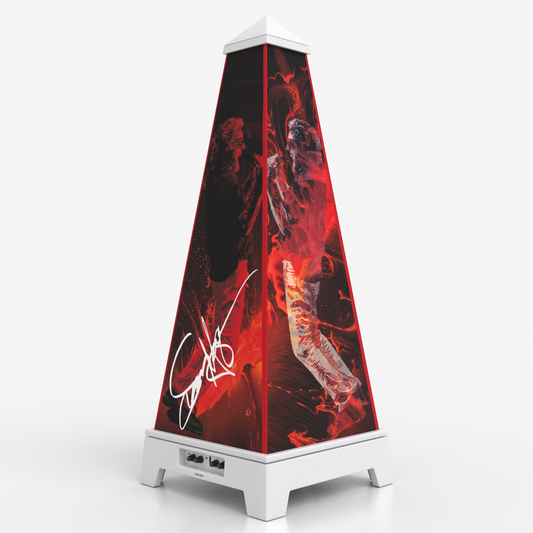 XOUNTS Soundsystem – Sammy Hagar Edition im Shout Style mit weißem Standfuß und feurig-rotem Bühnenmotiv